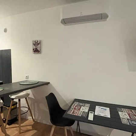 Apartment Moderne Avec Climatisation Et Wi-fi Proche Des Thermes, Animaux Acceptes - Fr-1-703-197 Amelie-les-Bains-Palalda